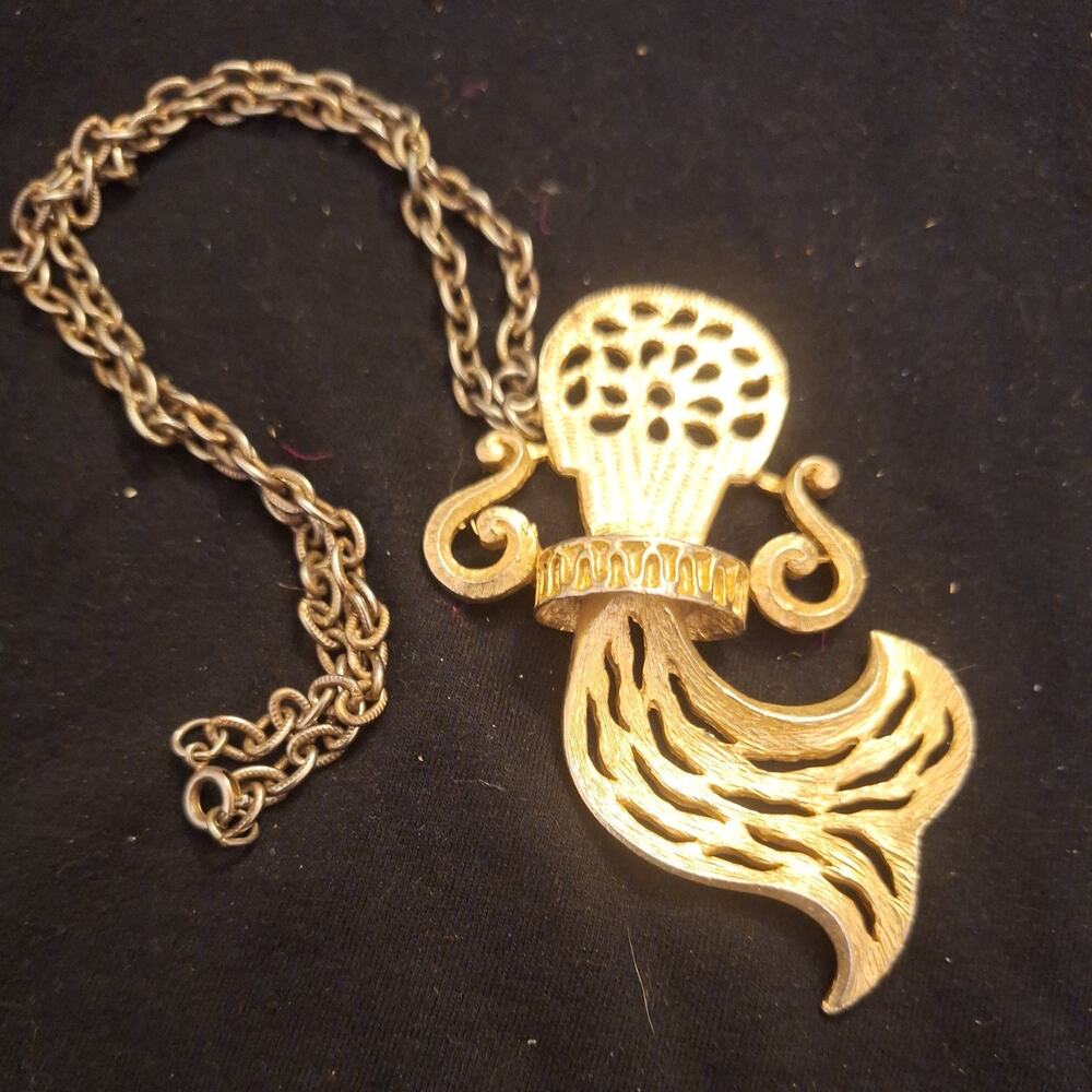 Luca Razza Zodiac Sign Aquarius Vintage Necklace Gold Tone Vintage 1970s